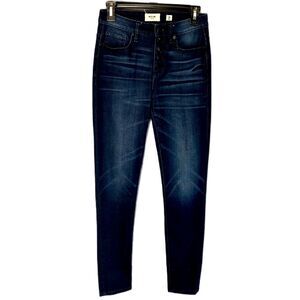 Miss Me High-Rise Skinny Size 26 Color: Blktint